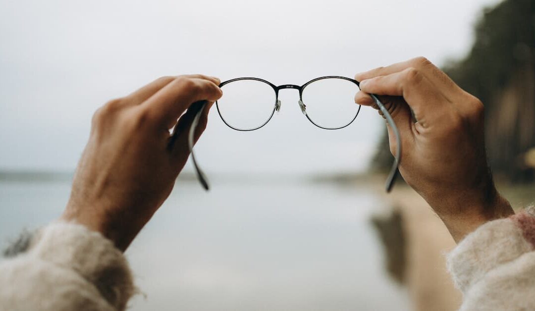 Can Premium Lens Implants in Boise Reduce Your Long-Term Dependence on Glasses?